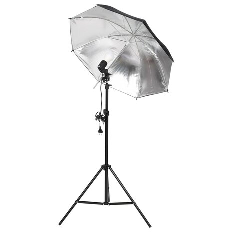 Fotostudioset met verlichtingsset, achtergrond en reflector 4