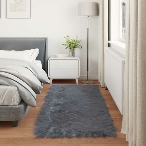 Nep Schapenvacht Tapijt Tafalla Antraciet 100 x 200 cm 4