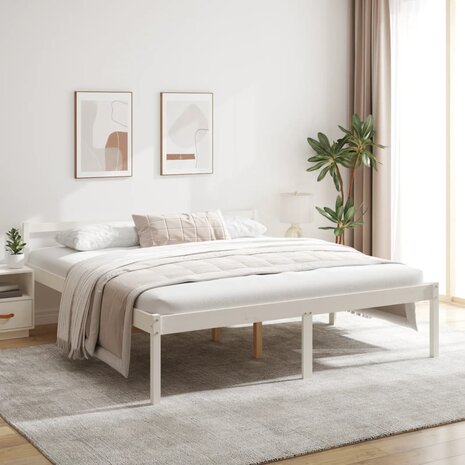 Seniorenbed massief grenenhout wit 200x200 cm 1