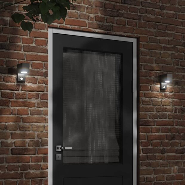 Buitenwandlamp met sensor gegoten aluminium zwart 1