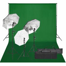 Fotostudioset met verlichtingsset en achtergrond