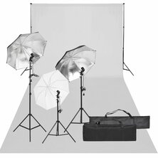 Fotostudioset met verlichtingsset en achtergrond