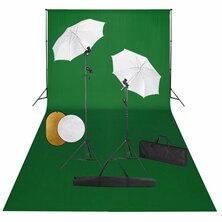 Fotostudioset met lampen, paraplu&apos;s, achtergrond en reflector