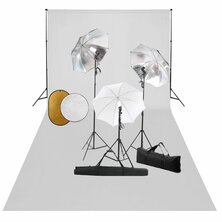 Fotostudioset met lampen, paraplu&apos;s, achtergrond en reflector