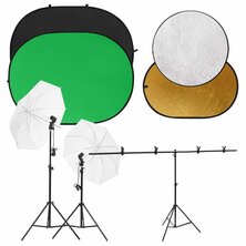 Fotostudioset met lichtset, achtergrondscherm en reflector